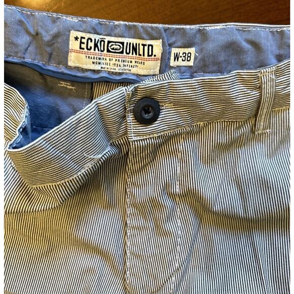 ECKO Unltd 38" shorts blue‎ Pinstripe long length 100% cotton. Excellent Cond. - Picture 5 of 6